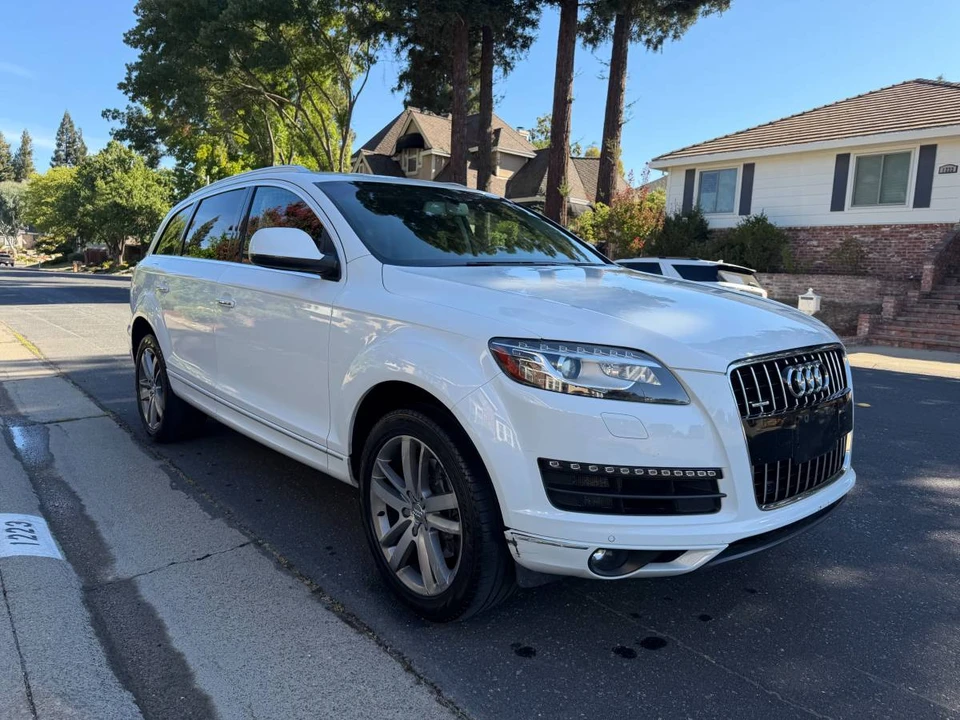2013 Audi 4L Q7 - Image 2 of 24