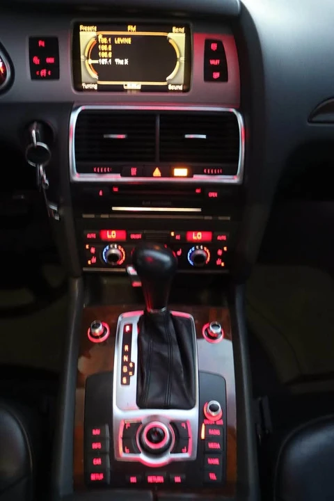 2010 Audi 4L Q7 - Image 3 of 10