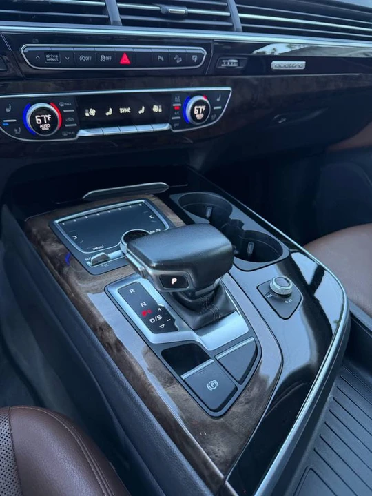 2017 Audi 4M Q7 - Image 12 of 18
