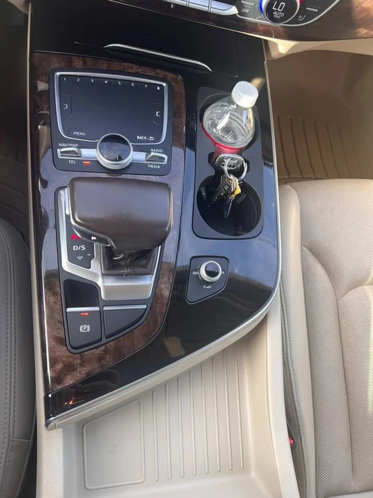 2017 Audi 4M Q7 - Image 16 of 24