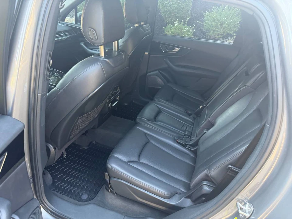 2017 Audi 4M Q7 - Image 10 of 24