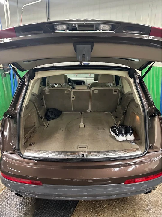 2010 Audi 4L Q7 - Image 5 of 10