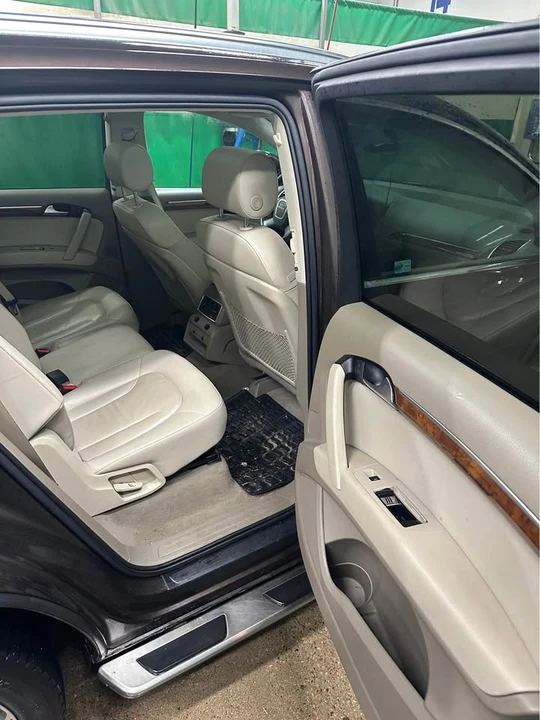 2010 Audi 4L Q7 - Image 7 of 10