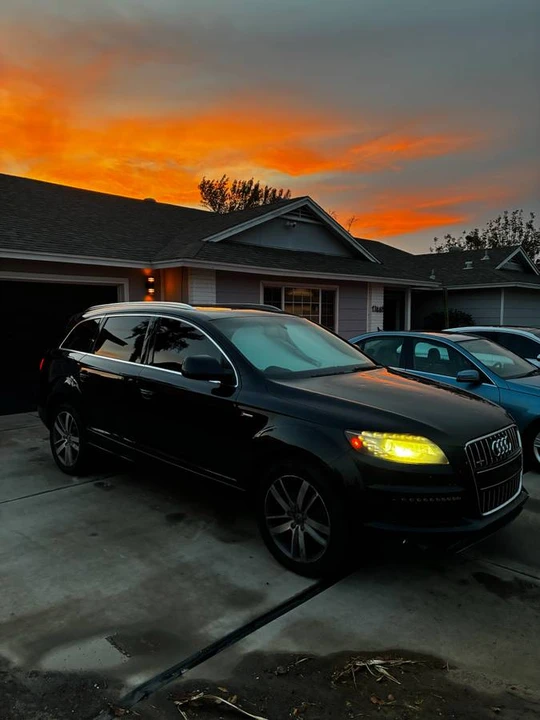 2013 Audi 4L Q7 - Image 2 of 5