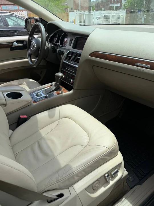 2014 Audi 4L Q7 - Image 9 of 10