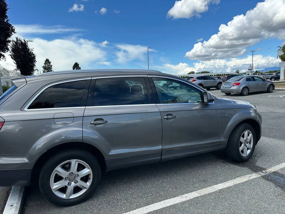 2010 Audi 4L Q7 - Image 2 of 11
