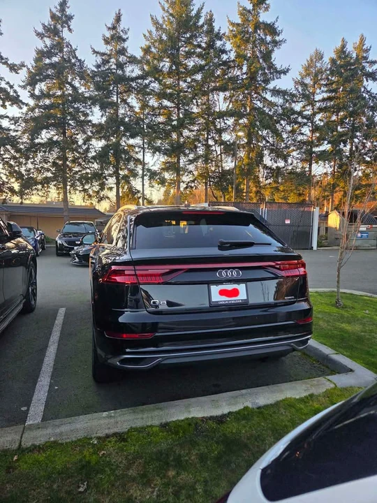 2023 Audi Q8 - Image 2 of 5