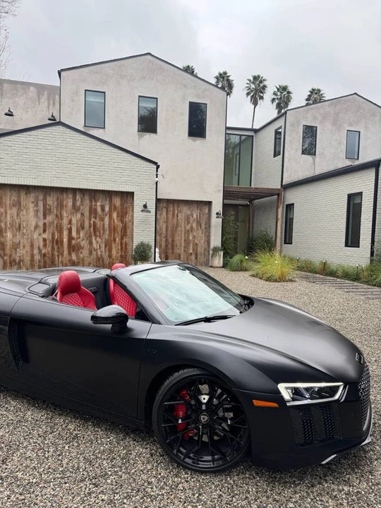 2017 Audi 4S R8 - Image 8 of 19
