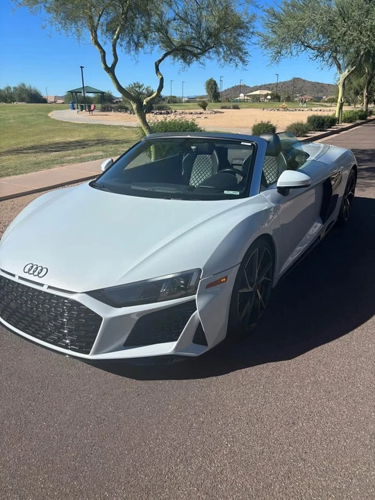 Audi R8 - Image 4 of 8