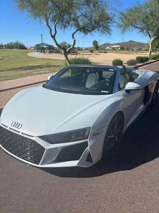 Audi R8 - Image 3 of 8
