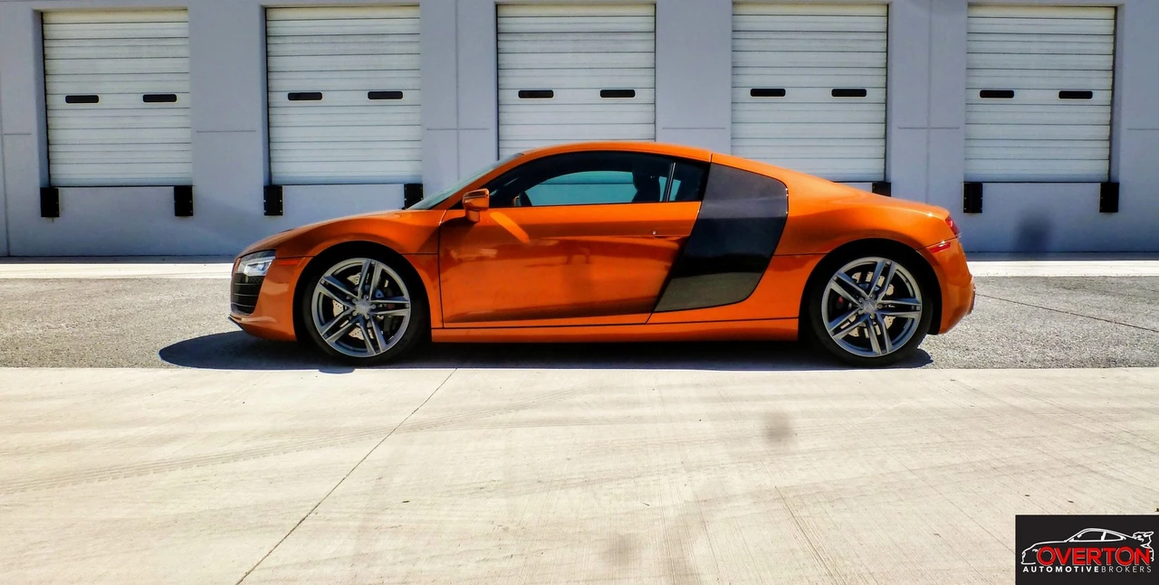 2014 Audi 42 R8 - Image 2 of 21