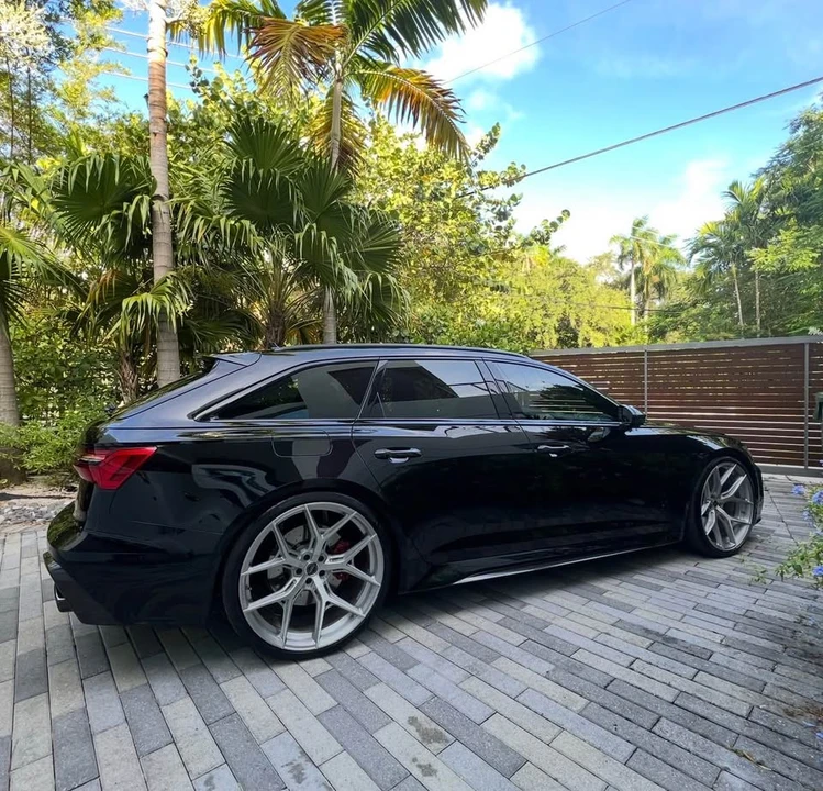 Audi RS6 - Image 5 of 5