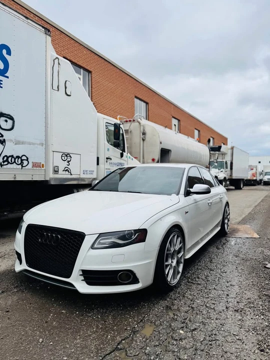 2011 Audi B8 S4 - Image 4 of 10