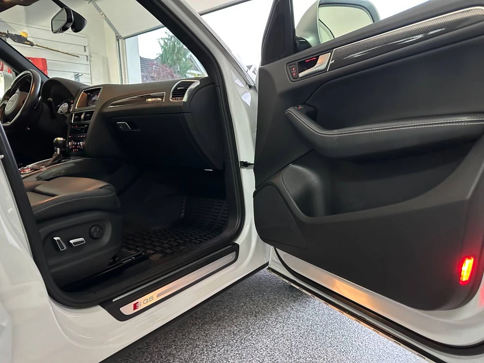 2015 Audi 8R SQ5 - Image 15 of 21