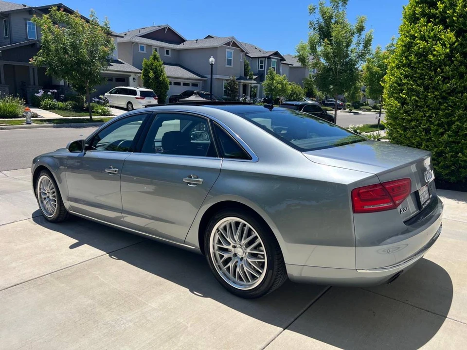 2012 Audi D4 A8 - Image 11 of 11
