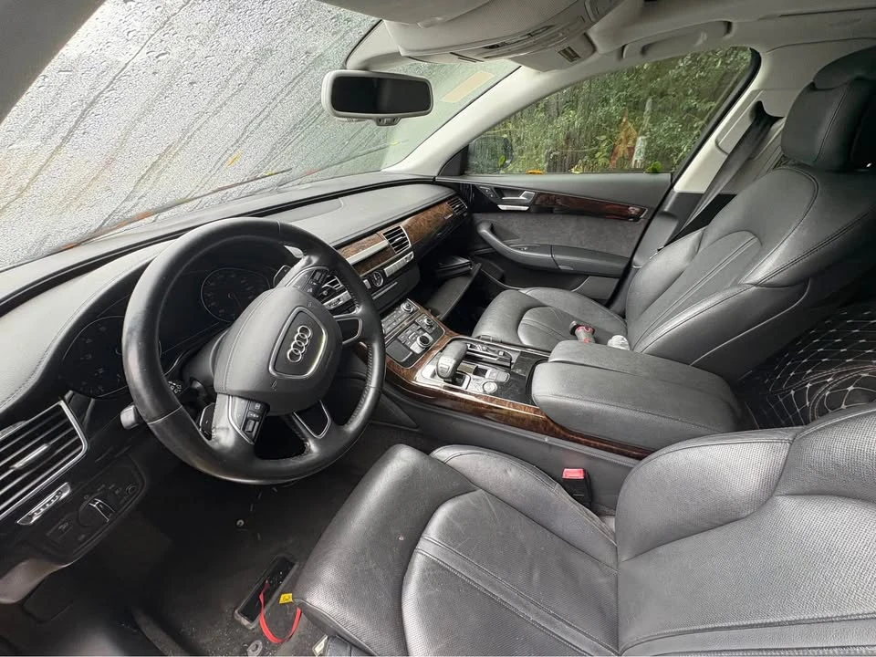 2013 Audi D4 A8 - Image 7 of 10