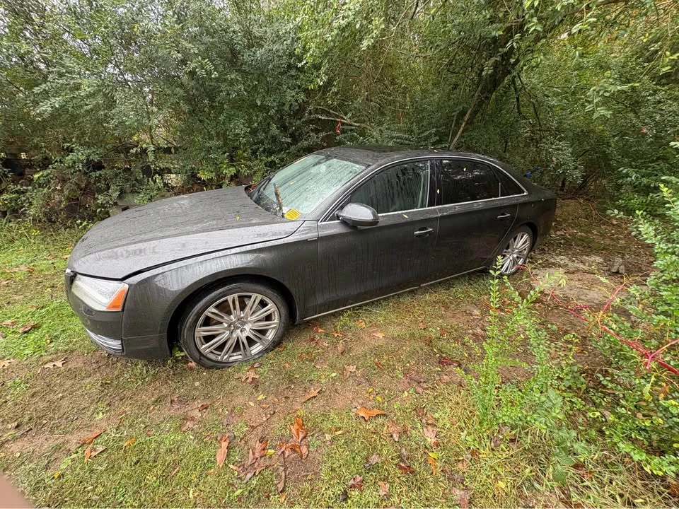 2013 Audi D4 A8 - Image 2 of 10