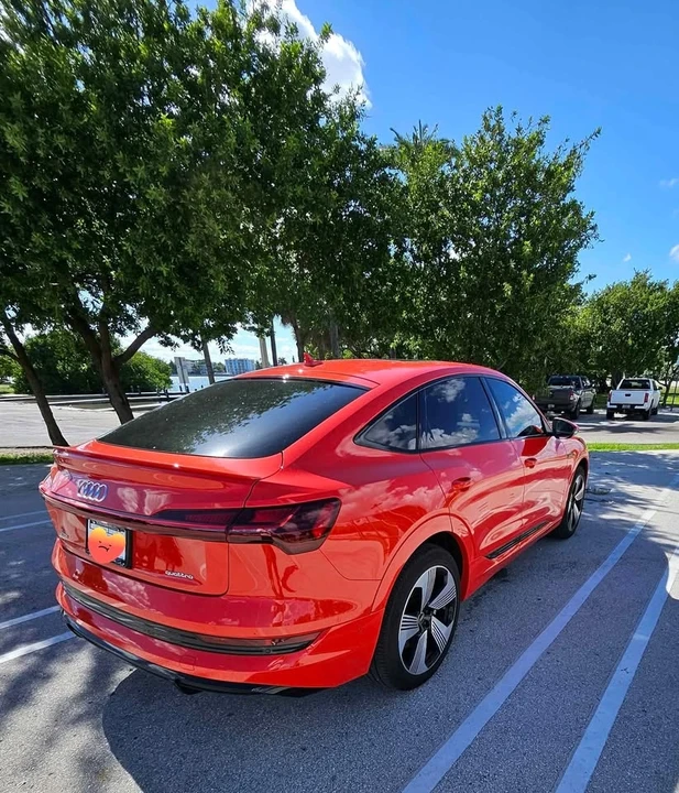 Audi e-tron - Image 3 of 10
