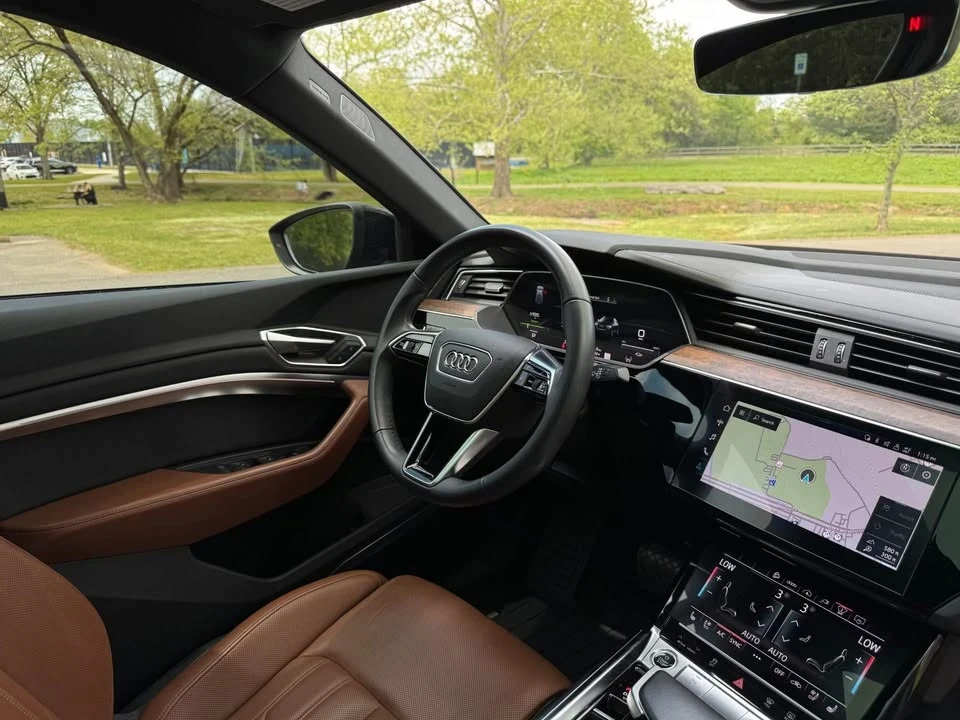 2019 Audi e-tron - Image 3 of 8