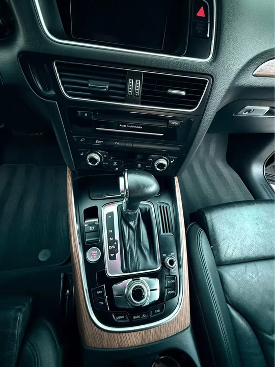 2013 Audi 8R Q5 - Image 8 of 10