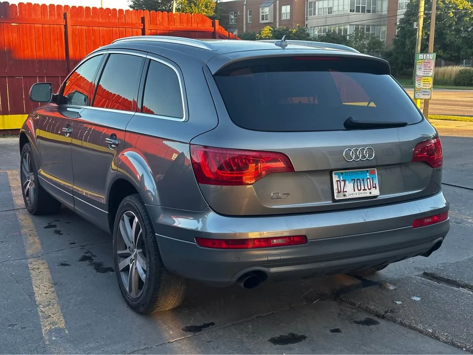 2011 Audi 4L Q7 - Image 2 of 8