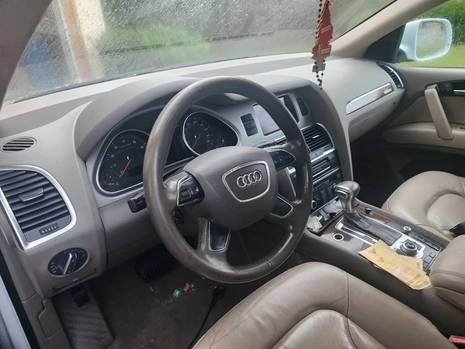 2012 Audi 4L Q7 - Image 2 of 7