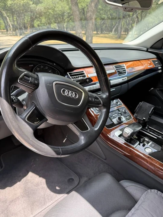 2012 Audi D4 A8 - Image 5 of 10