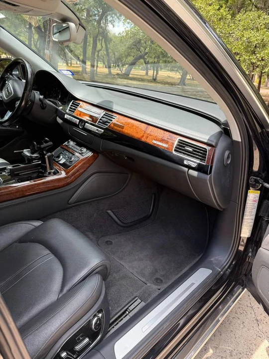 2012 Audi D4 A8 - Image 7 of 10