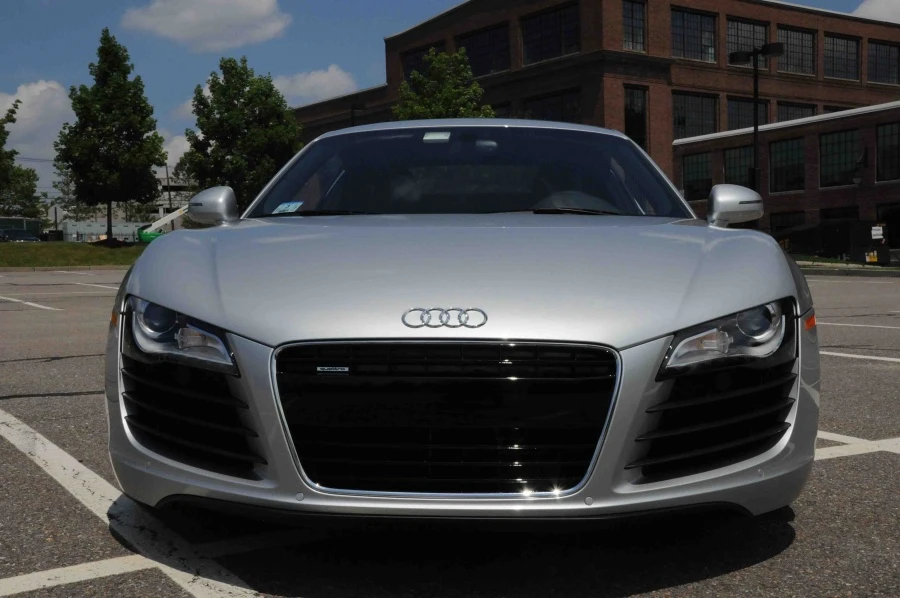 2009 Audi 42 R8 - Image 3 of 4