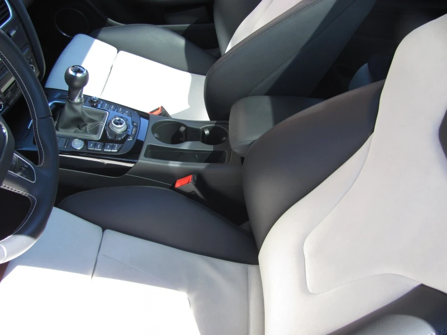 2010 Audi B8 S5 - Image 3 of 4