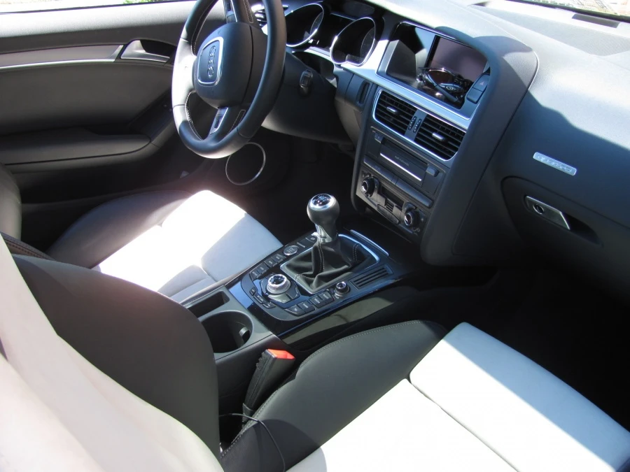 2010 Audi B8 S5 - Image 2 of 4