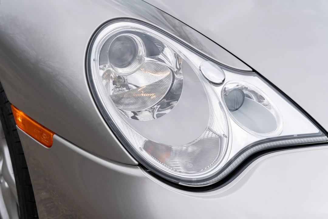 2002 Porsche 996 Turbo - Image 29 of 31
