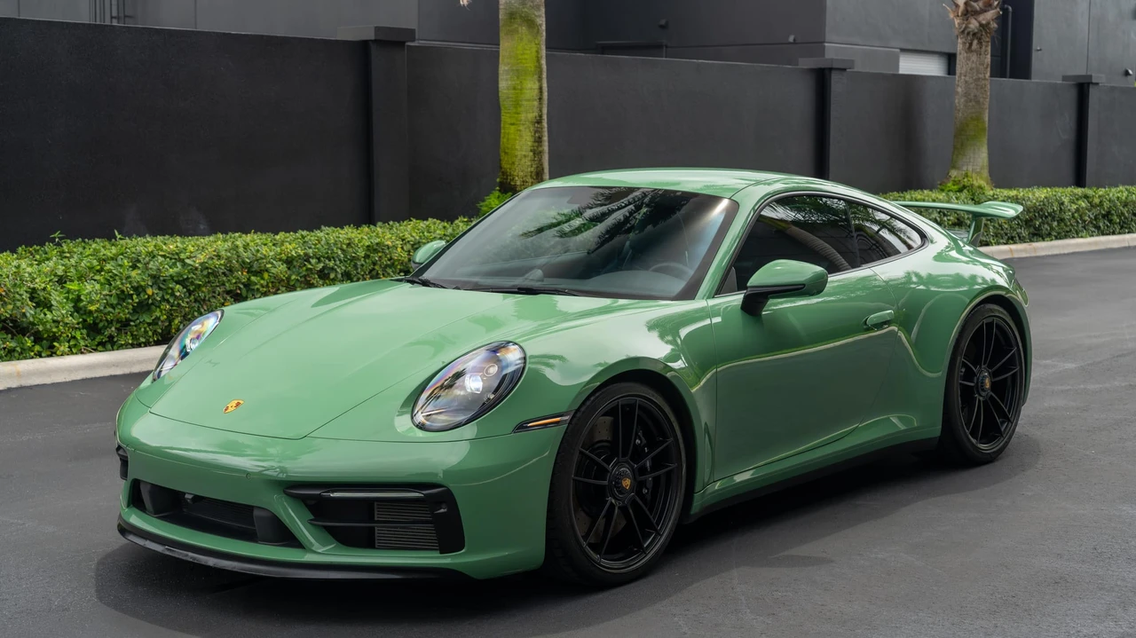 2022 Porsche 992 Carrera GTS - Image 2 of 31