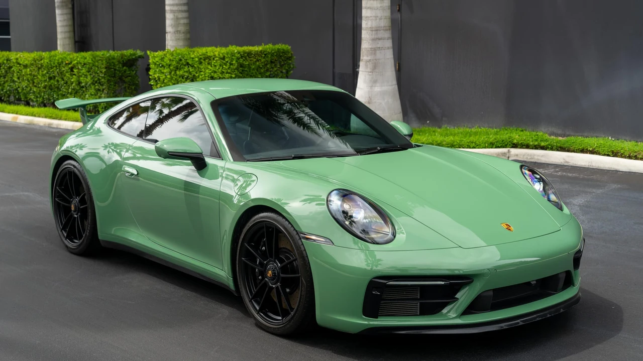 2022 Porsche 992 Carrera GTS - Image 4 of 31