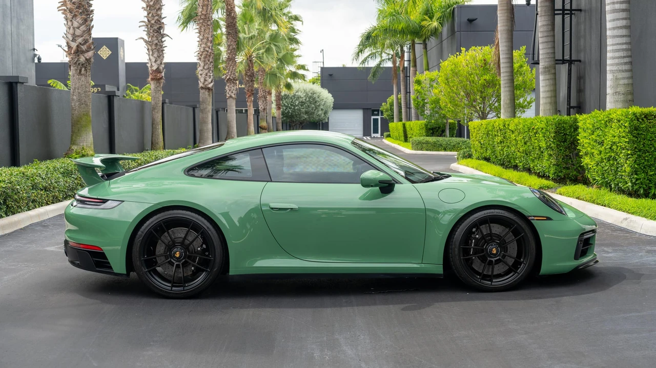 2022 Porsche 992 Carrera GTS - Image 5 of 31