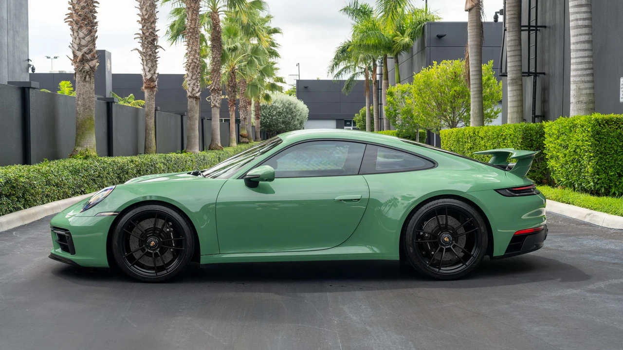 2022 Porsche 992 Carrera GTS - Image 9 of 31