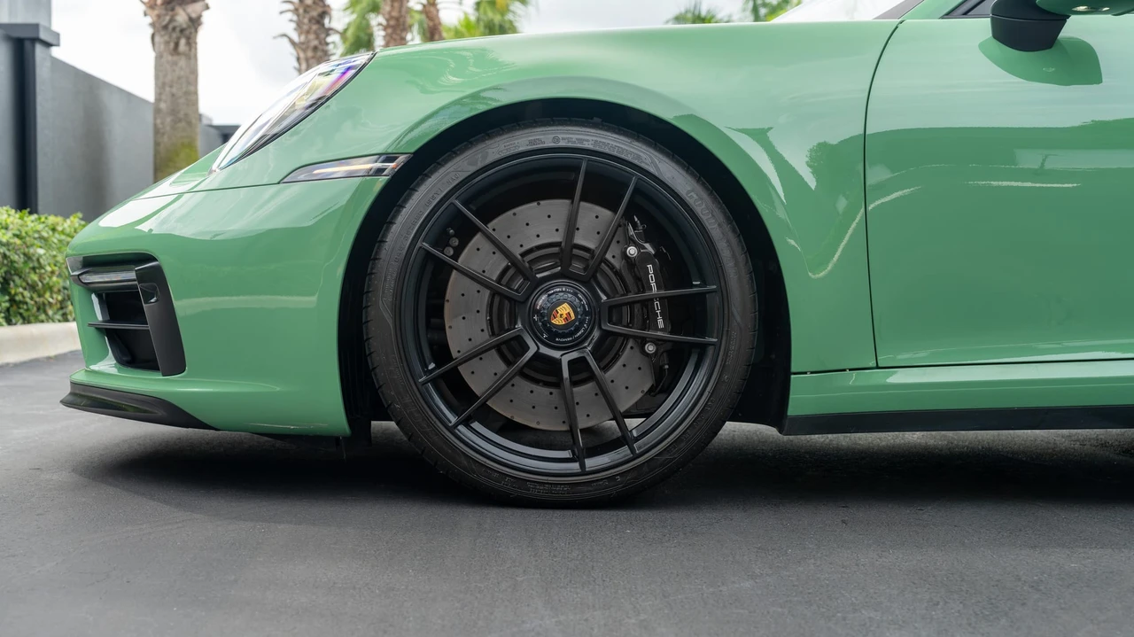 2022 Porsche 992 Carrera GTS - Image 18 of 31