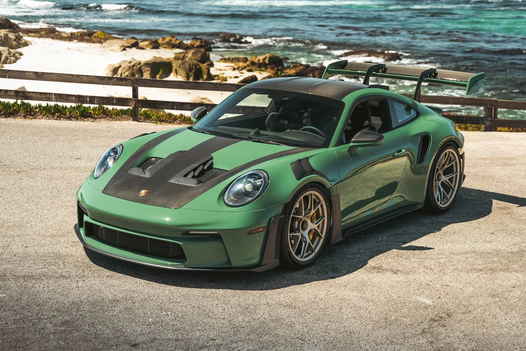 2024 Porsche 992 GT3 RS - Image 2 of 31