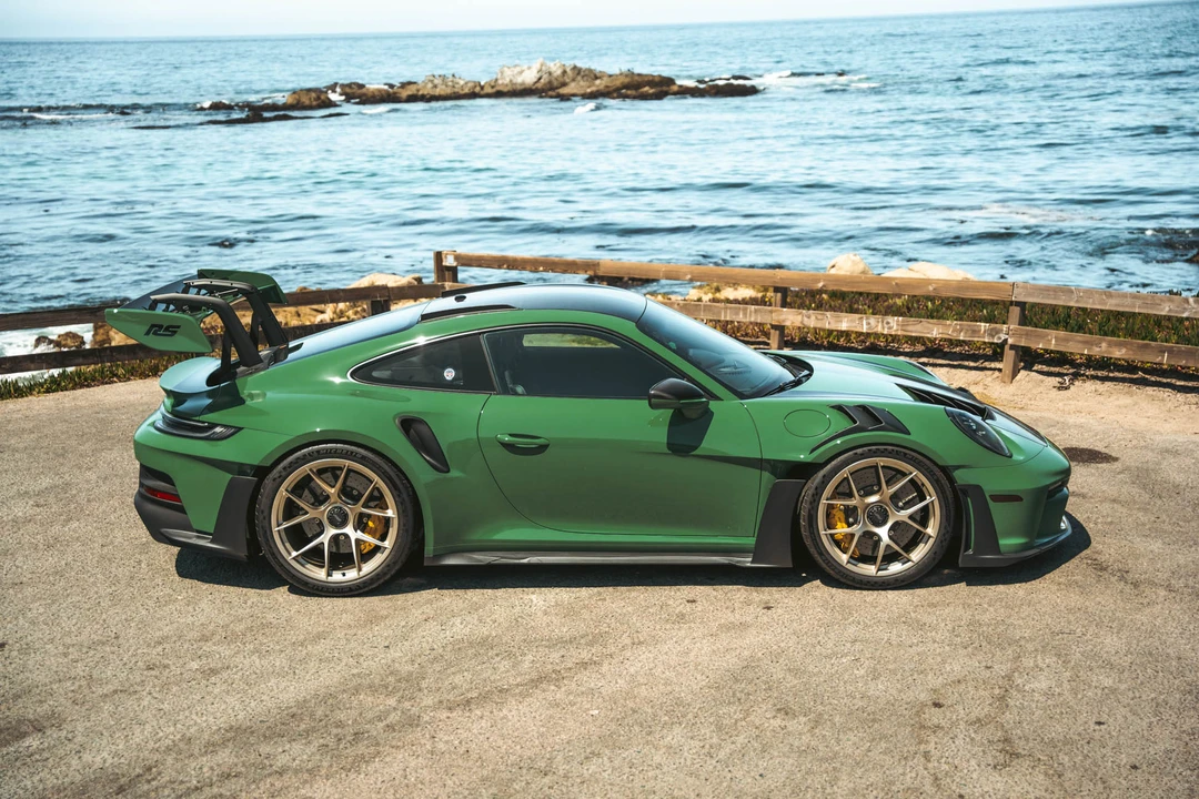 2024 Porsche 992 GT3 RS - Image 22 of 31