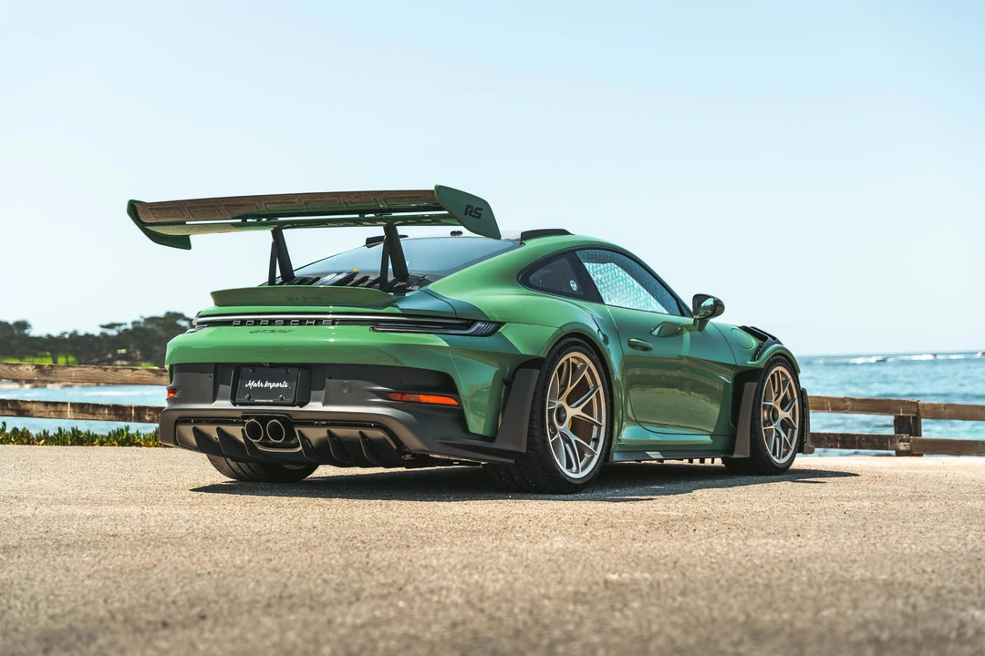 2024 Porsche 992 GT3 RS - Image 29 of 31