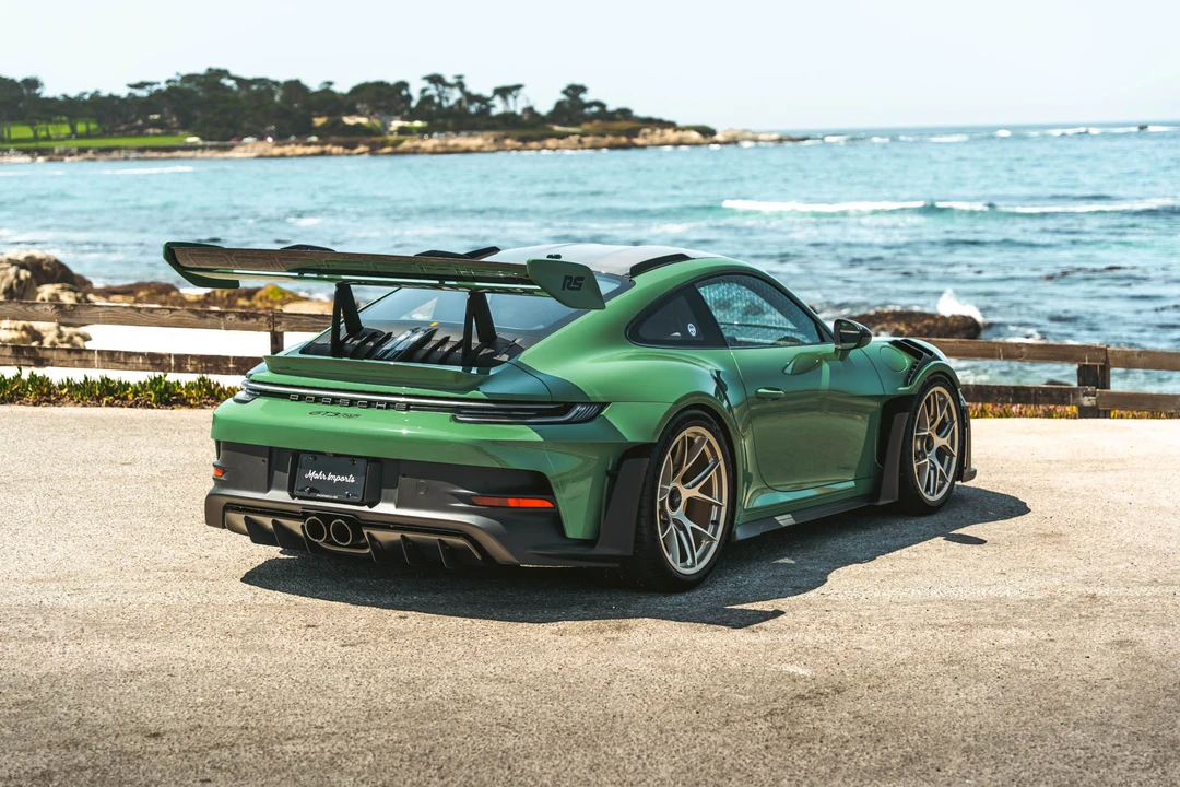 2024 Porsche 992 GT3 RS - Image 28 of 31