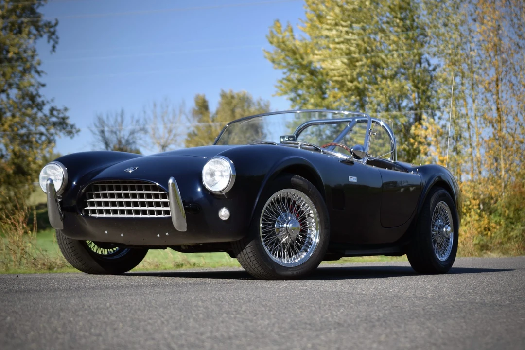 Shelby Cobra Replica - Image 5 of 31