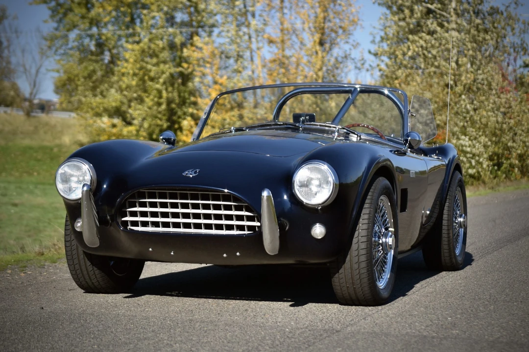 Shelby Cobra Replica - Image 10 of 31