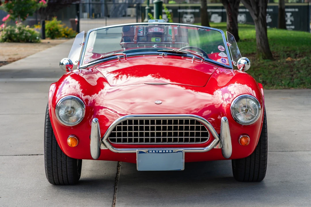 Shelby Cobra Replica - Image 2 of 31