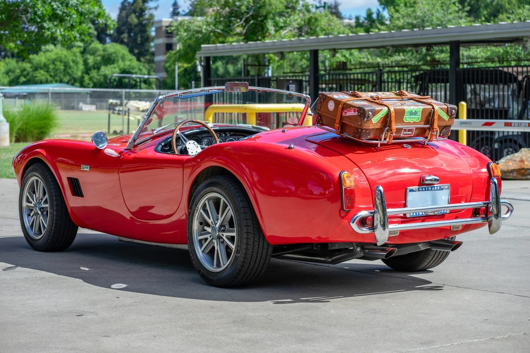 Shelby Cobra Replica - Image 7 of 31