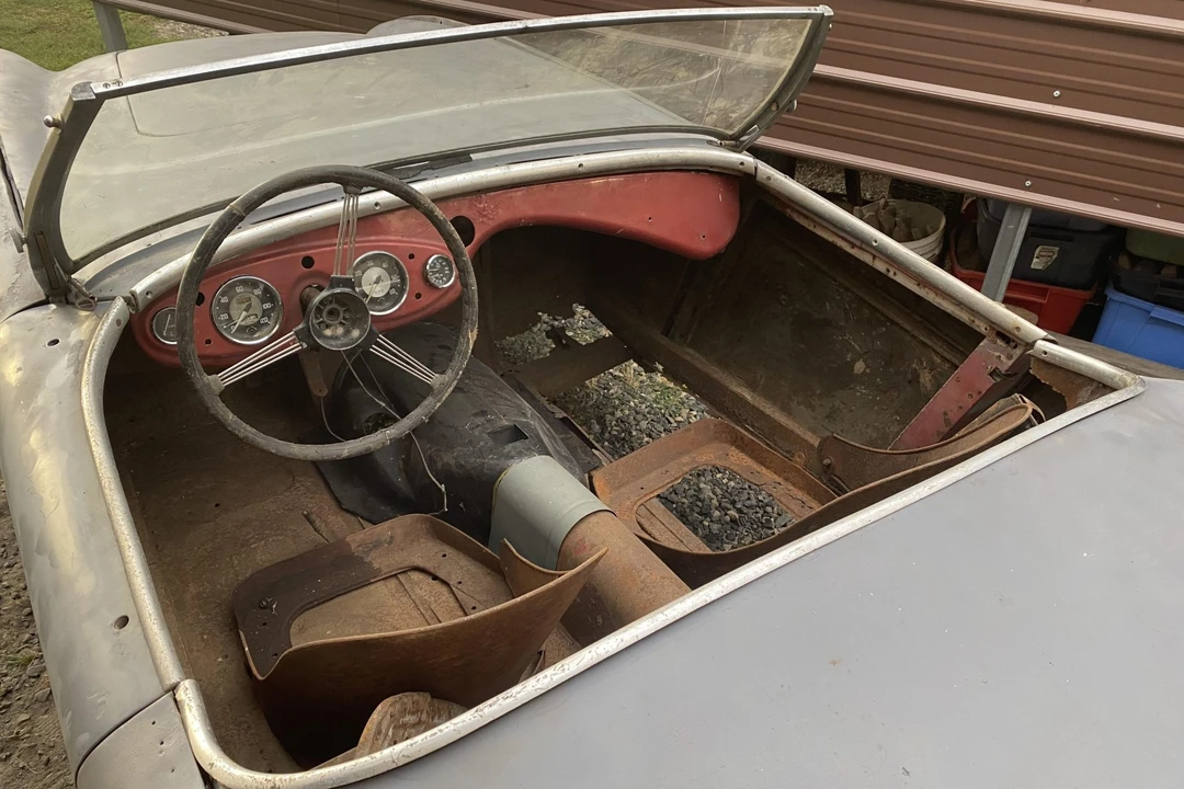 Parts & Memorabilia Mechanical Components - Image 13 of 31