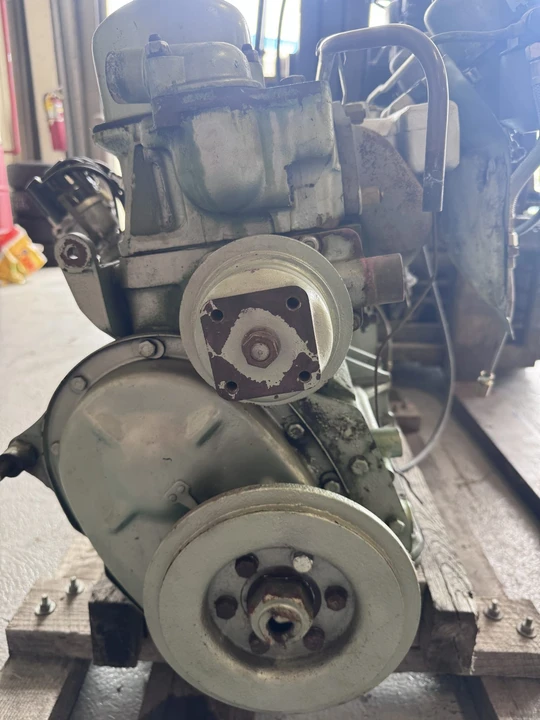 Parts & Memorabilia Engines - Image 5 of 30