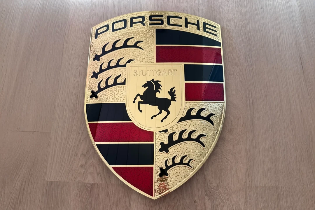 Porsche - Image 2 of 12