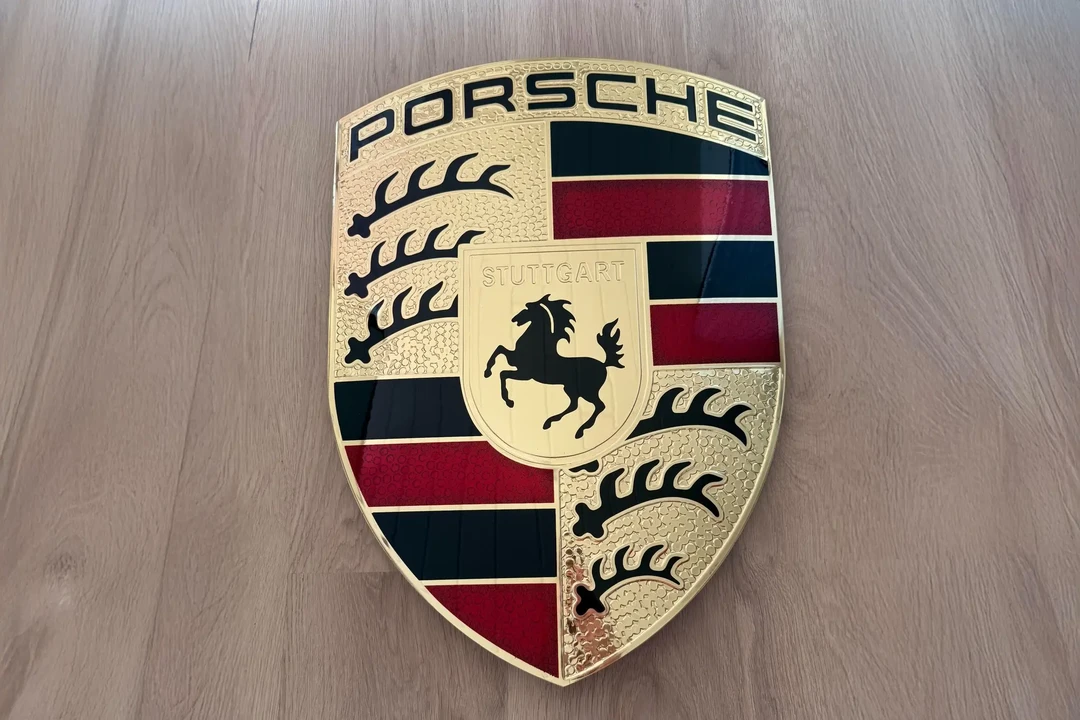 Porsche - Image 6 of 12