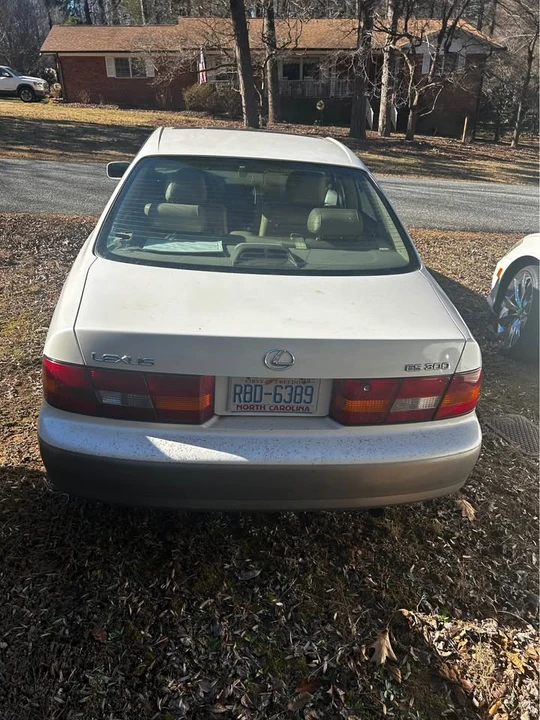 1999 Lexus ES 2nd Gen - Image 6 of 6